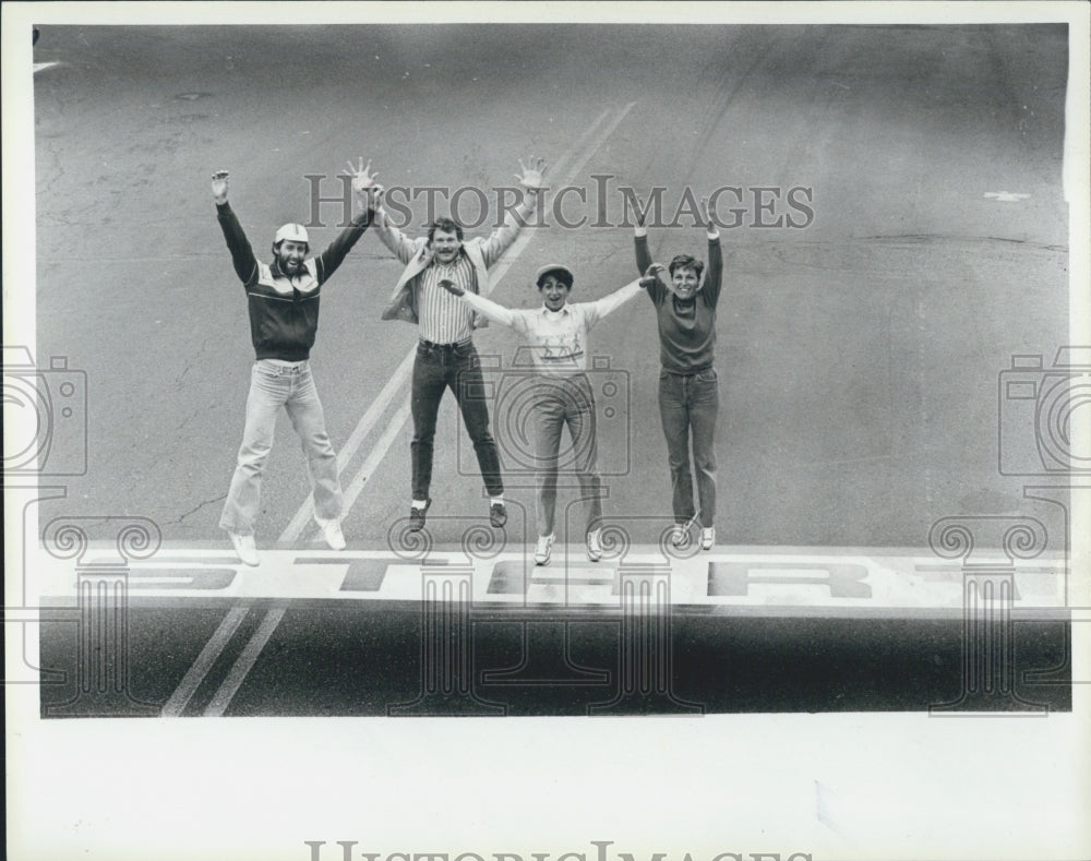 1985 Press Photo Marathon photo - Historic Images