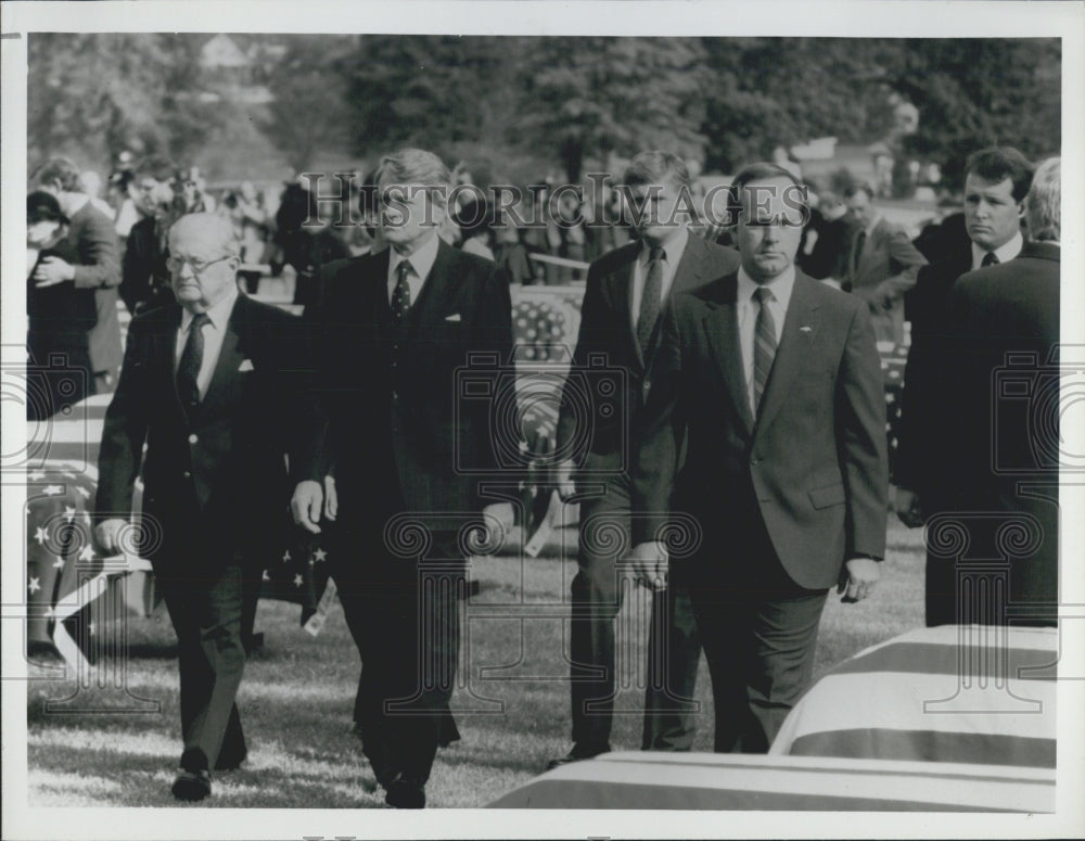 1986 Press Photo Presidence Maxwell, - Historic Images