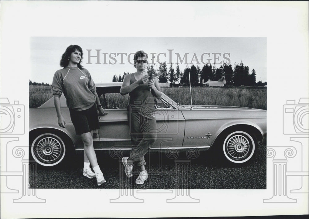 1987 Press Photo - Historic Images