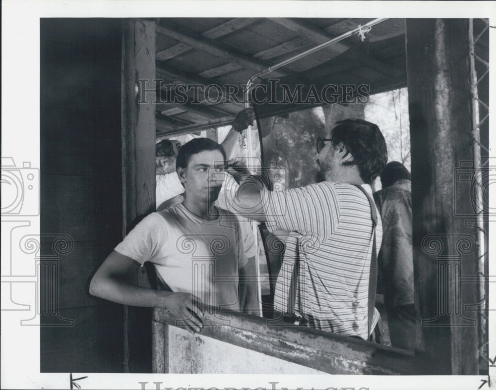 1987 Press Photo Make Up Artist John Mocsary &amp; Actor Gary McGhee - Historic Images