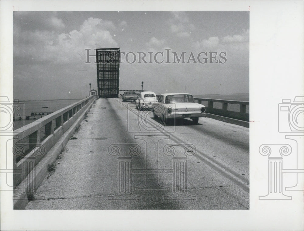 1970 Courtney Campbell Causeway - Historic Images