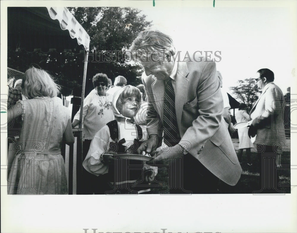 1984 Press Photo Lisa Hanson, Lincoln Park - Historic Images