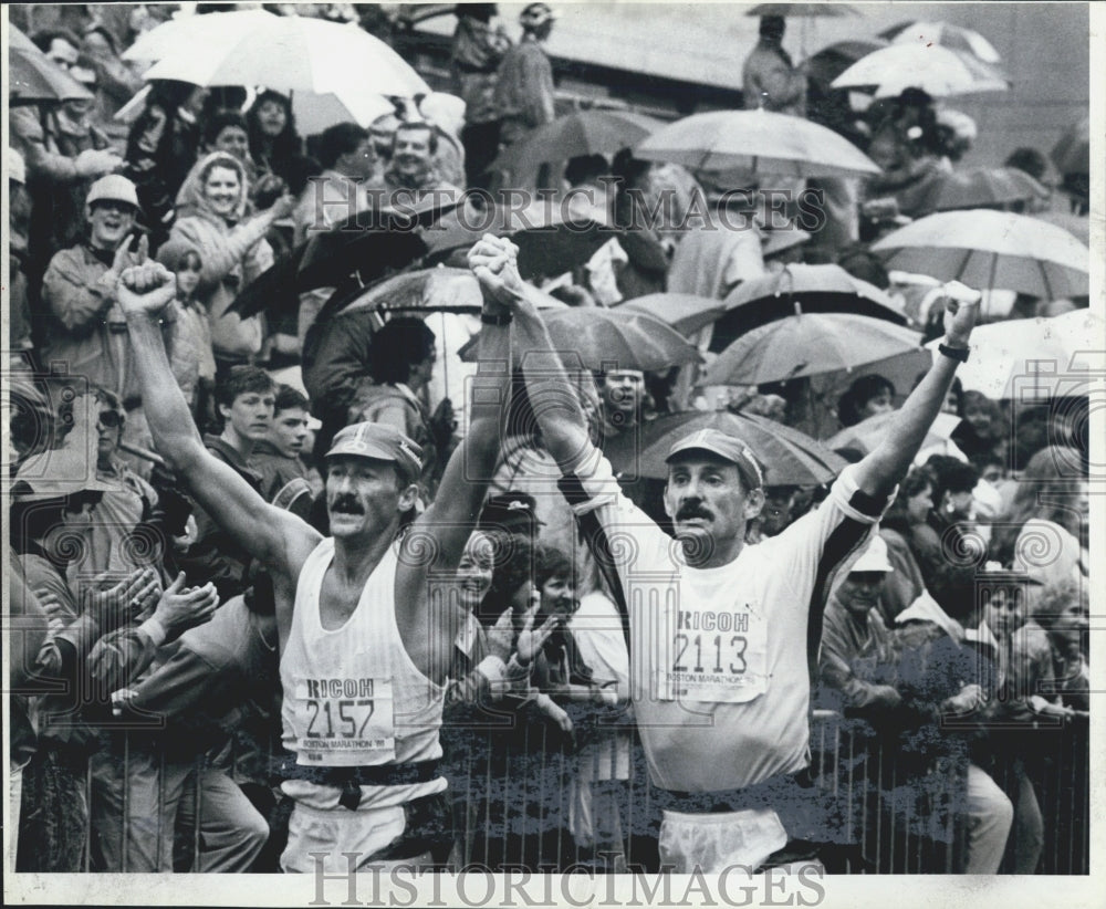 1988 Press Photo The Boston Marathon - Historic Images