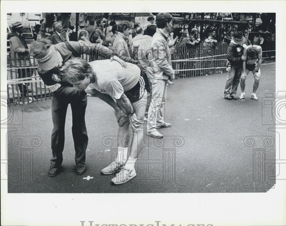 1986 Press Photo The Boston Marathon - Historic Images