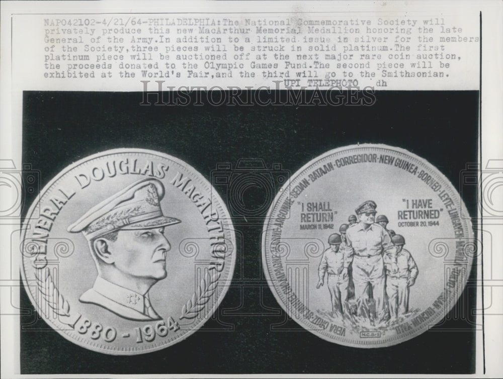 1964 The National Commemorative MacArthur Memorial Medalion - Historic Images