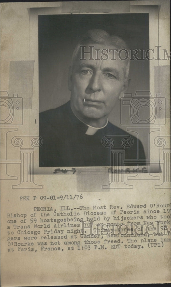 1976 Rev Edward O'Rouke was Passenger on Hijacked Flight - Historic Images