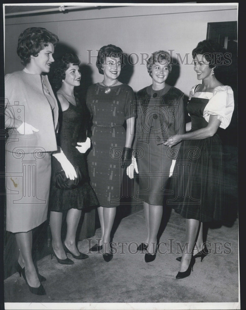 1961 BOSTON SUNDAY - Historic Images