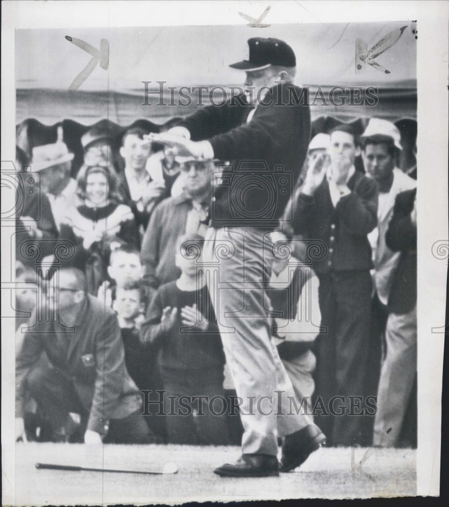 1965 Professional Golfer Phil Rogers - Historic Images