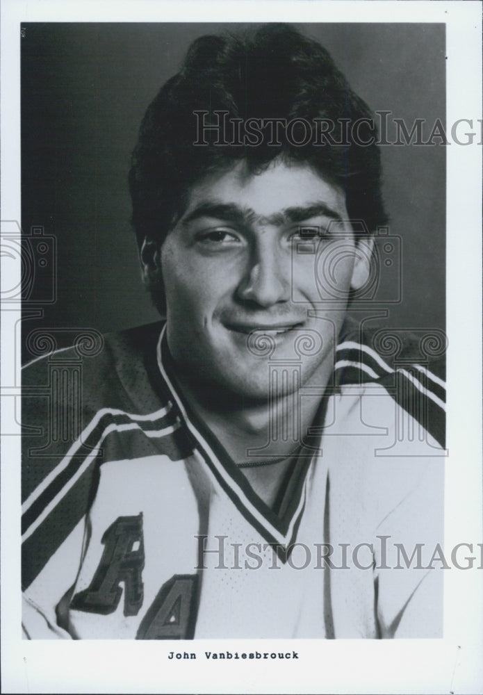 1987 Press Photo John Vanbiesbrouck Goaltender Goalie New York Rangers Hockey - Historic Images