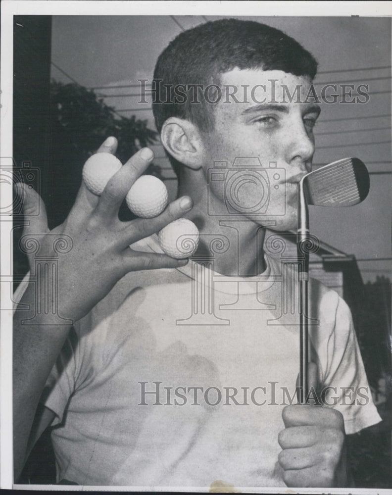 1982 Press Photo John Quinlan Schoolboy Golfer Three Hole In One Same Day - Historic Images