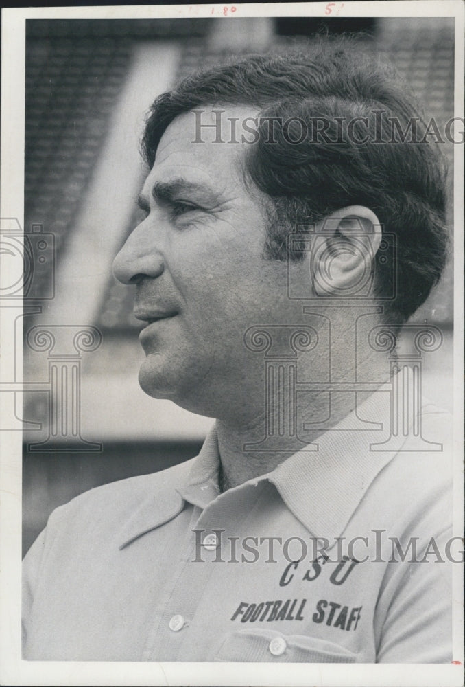 1973 Rams Football Coach Sark Arslanian - Historic Images