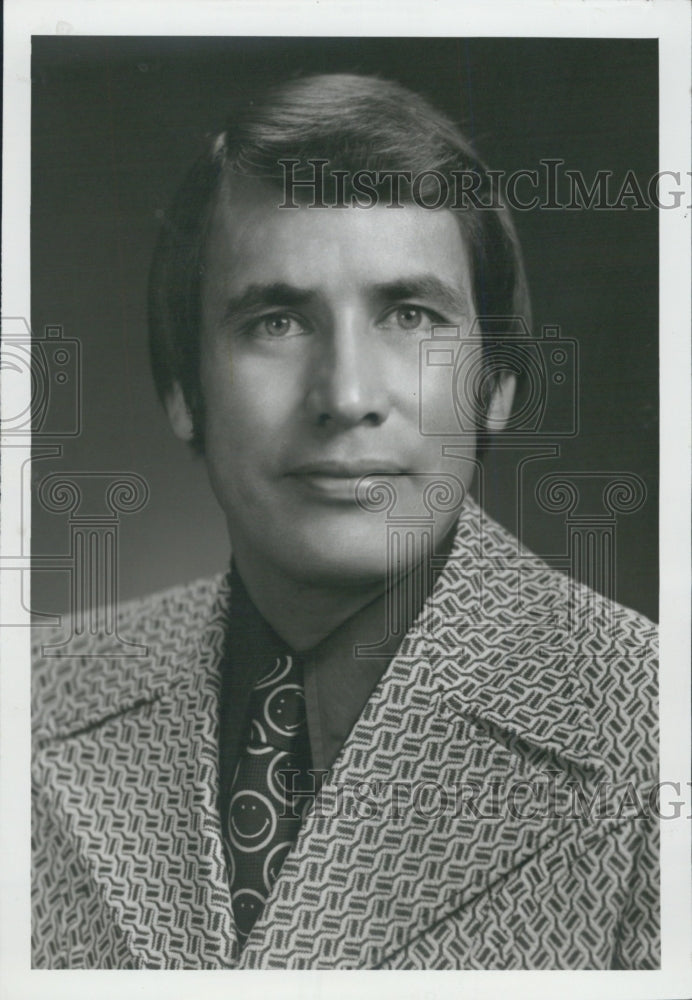 1973 10K Meter Champ Billy Mills In American Indian Heritage Program - Historic Images