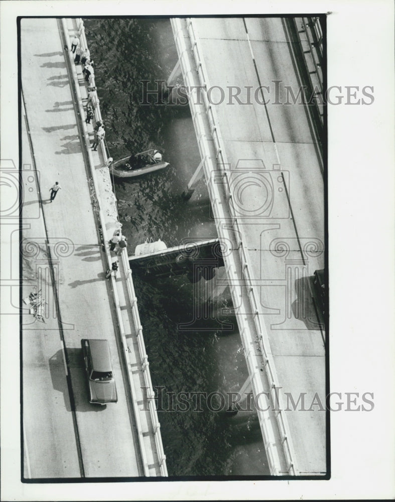 1985 Press Photo Sunshine Skyway Bridge Accident - Historic Images