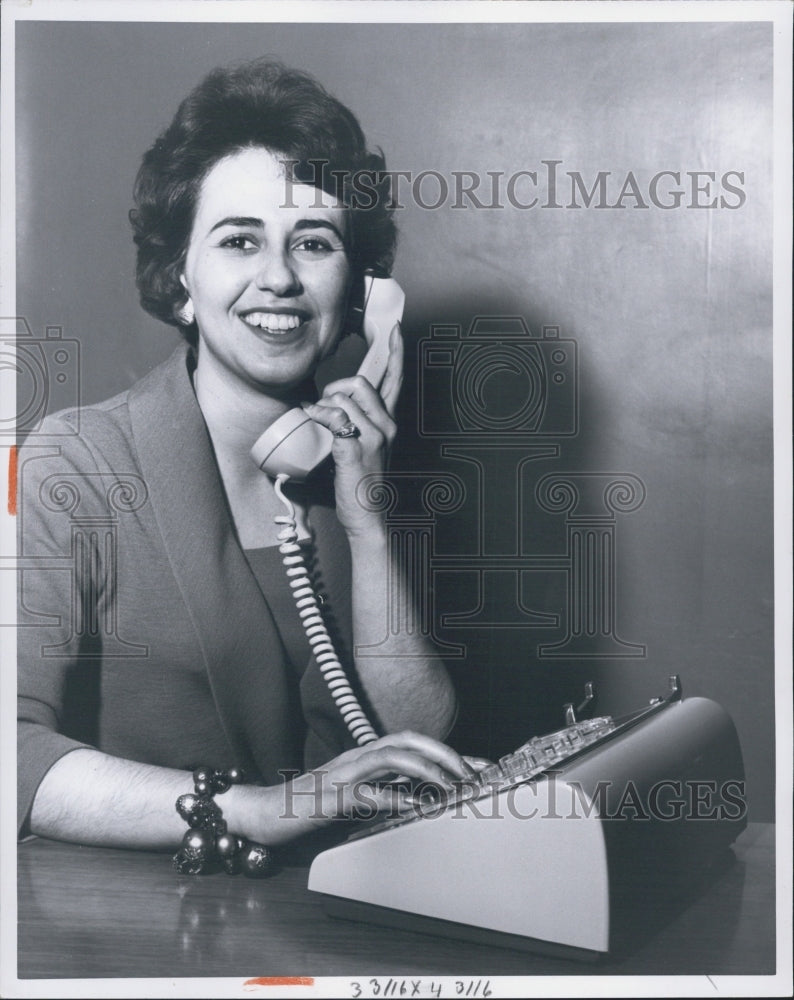 1962 Press Photo Joan De Monaco Talks On The Telephone - Historic Images