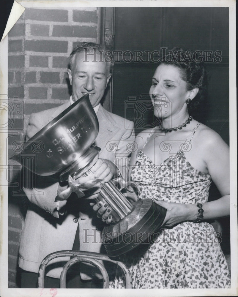 1952 Mr. Mrs. Joseph Schoenith Winners Of Horse Race - Historic Images