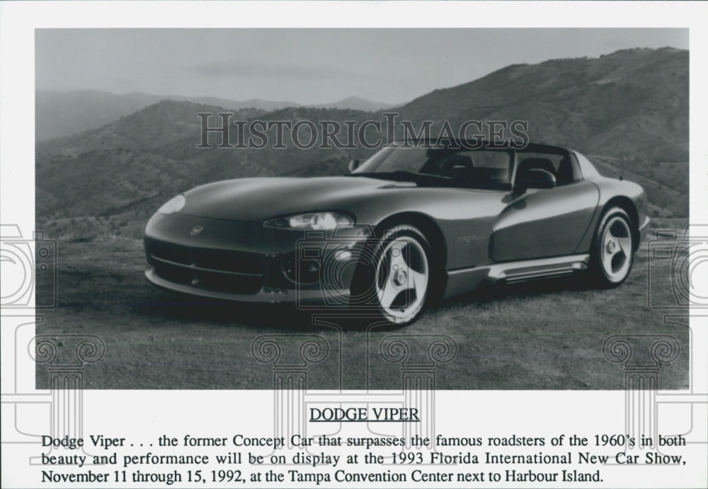 1992 Press Photo Dodge Viper Sports Car V10 Roadster Chrysler Motors SRT 1990&#39;s - Historic Images