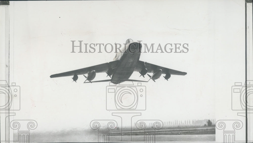 Press Photo North American F100C Fighter - Historic Images
