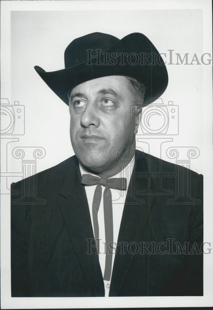 1964 Press Photo Bob Odman Gas Station Operator Seattle Council Candidate - Historic Images