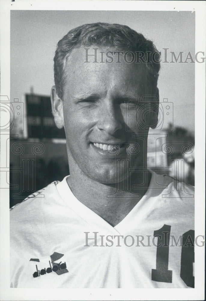 1992 Press Photo Jason Smith Seattle Pacific University Soccer Player - Historic Images