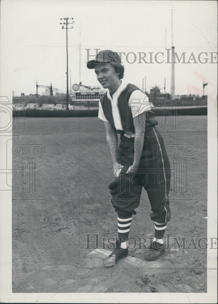 Press Photo Mary Jane Hagen, Baseball - Historic Images