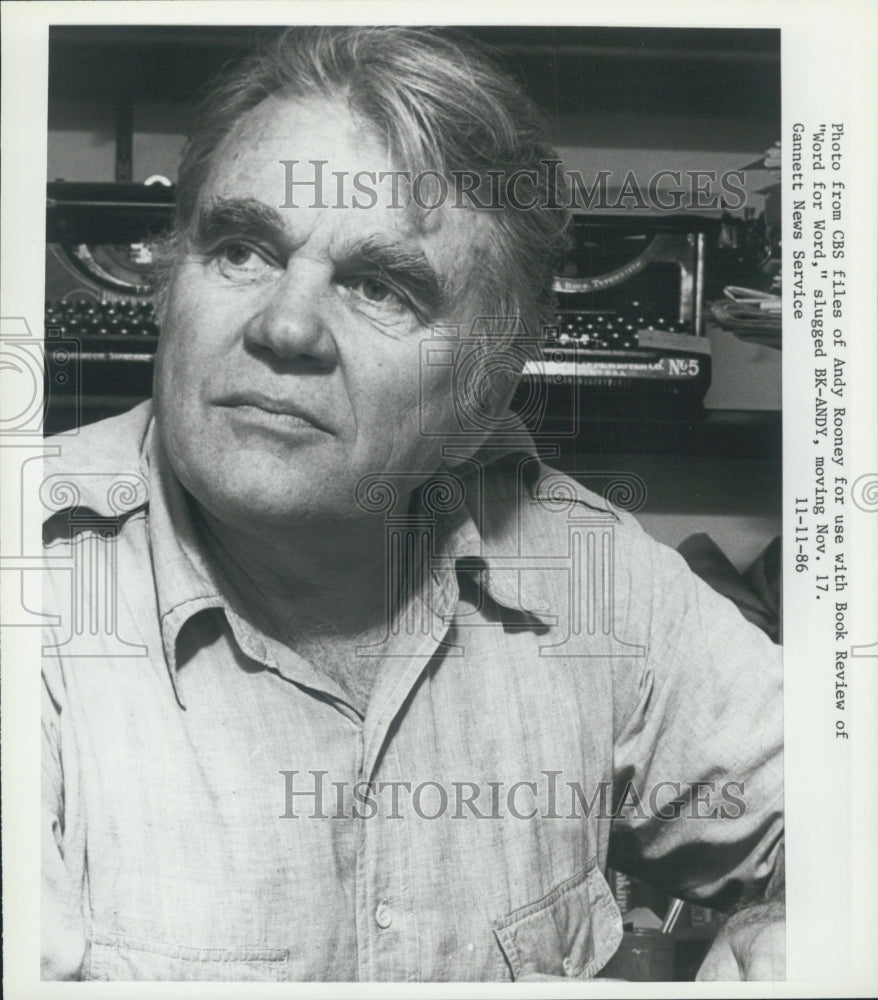 1986 Press Photo CBS News Reporter Andy Rooney For Word For Word Book - Historic Images