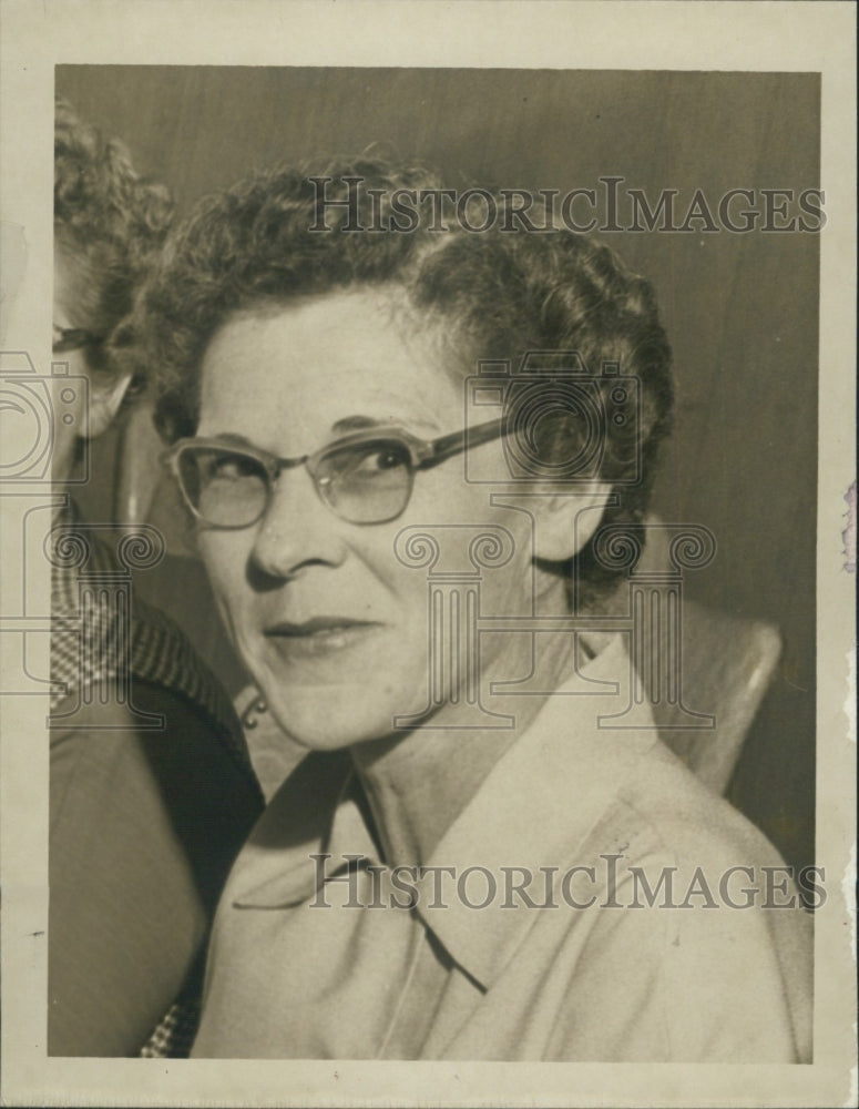 1955 Press Photo Margaret Madden Candid - RSG45705 - Historic Images