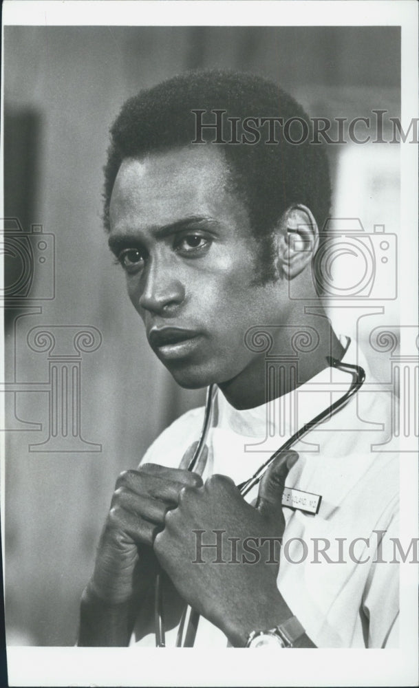 Press Photo Cleavon Little Actor Television Comedy Series Temperature Rising - Historic Images