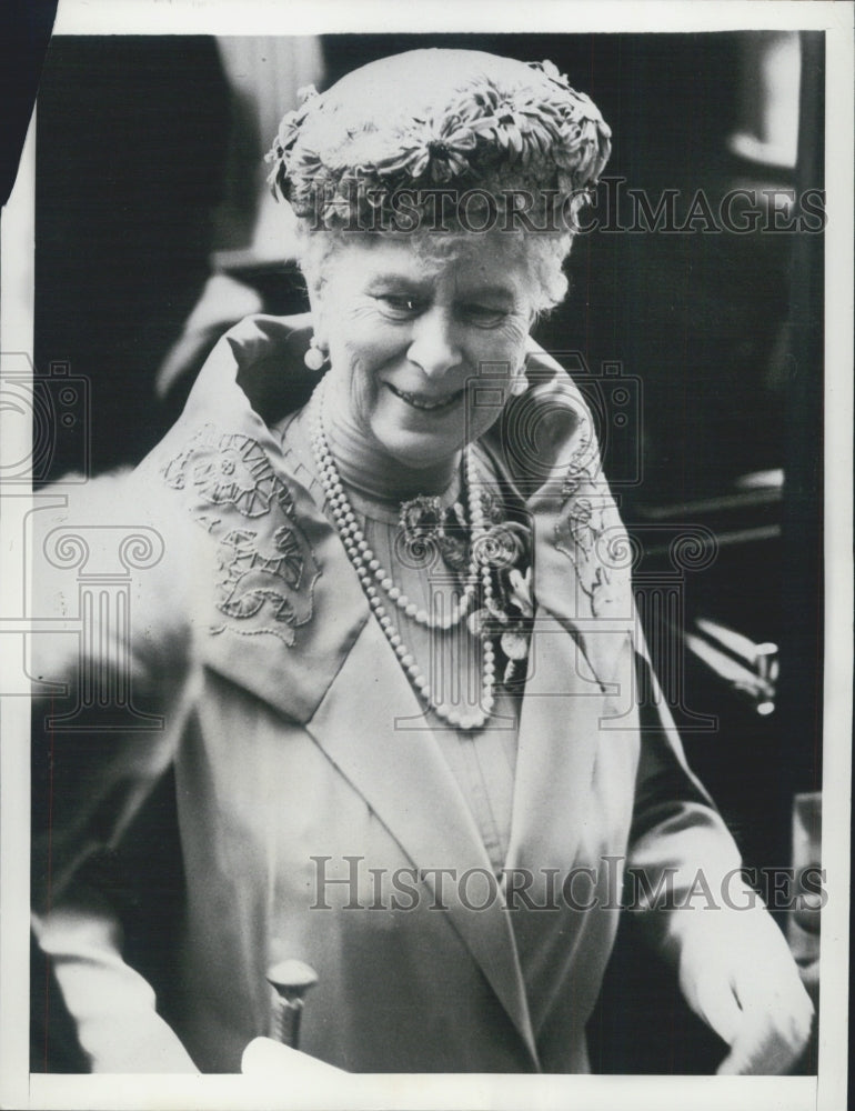 1939 Queen of England - Historic Images