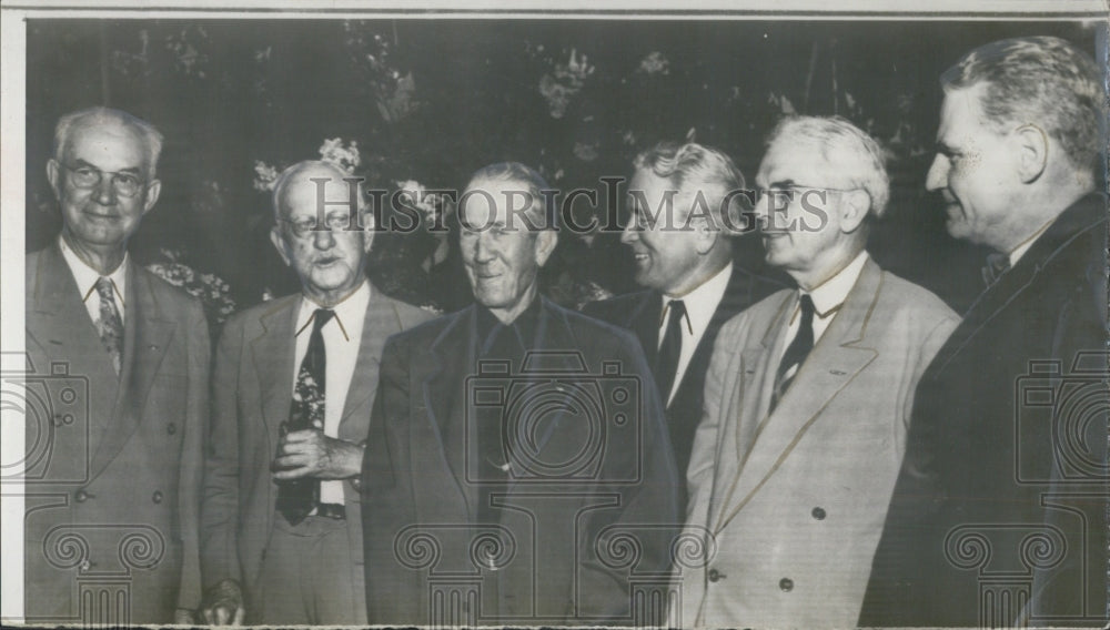 1953 Press Photo Governors Attend Political Fish Fry Hosted By Fred Mahan - Historic Images