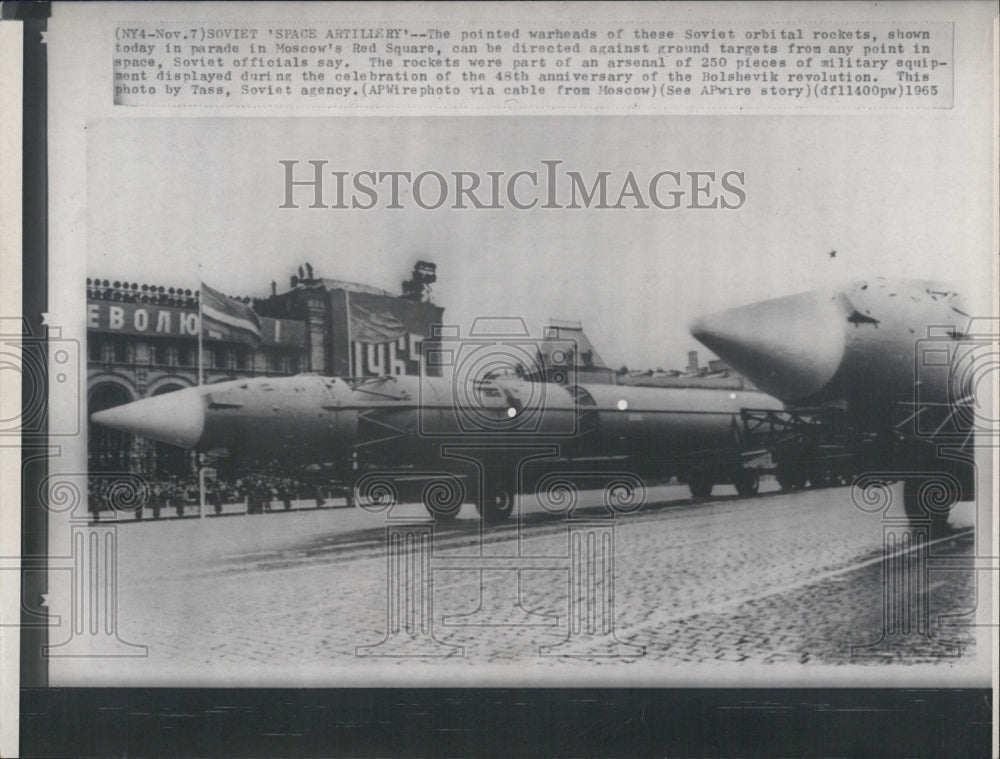 1965 Soviet orbital rockets get paraded through Moscow&#39;s Red Square - Historic Images