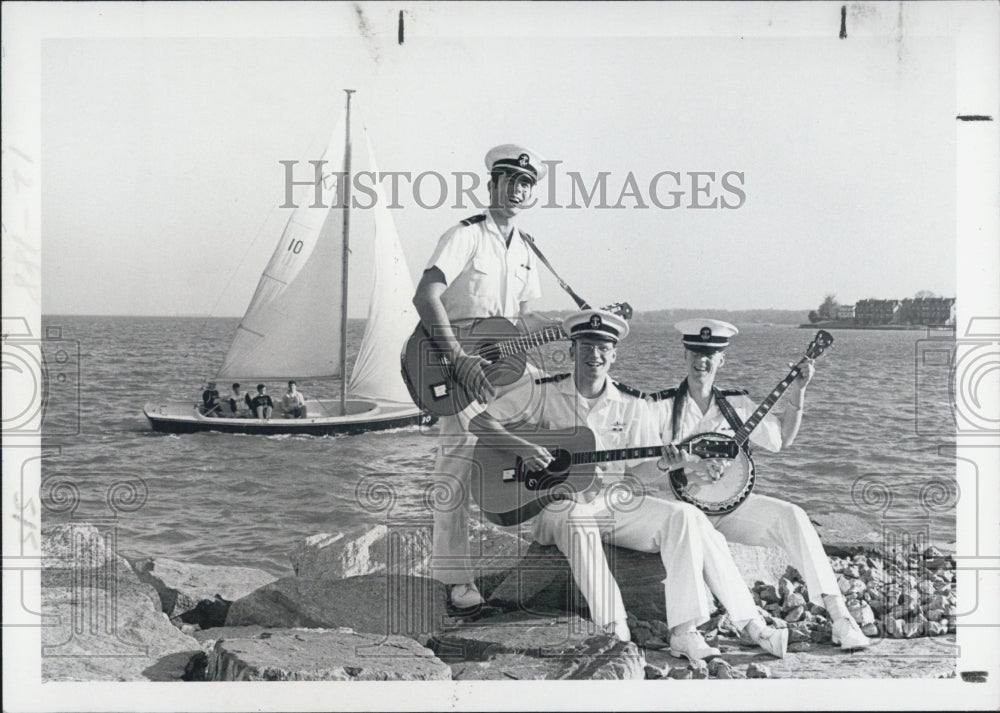 1977 U.S Naval Academy Glee Club. - Historic Images