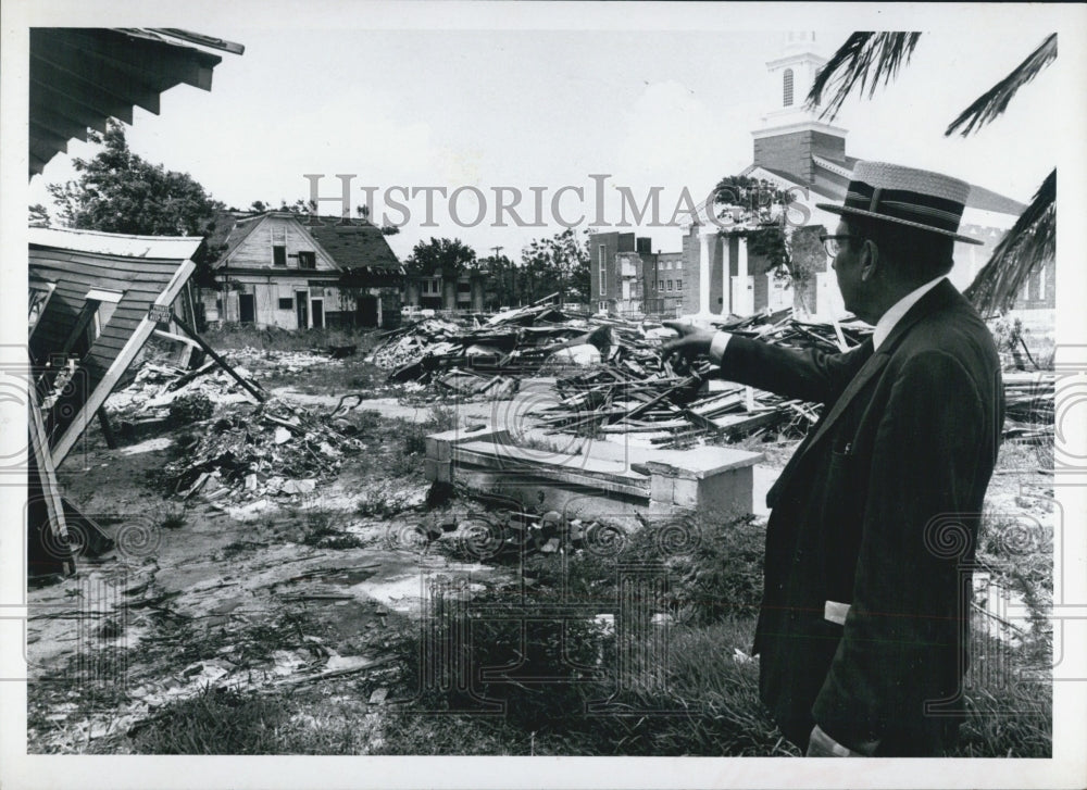 1970 Tom Anderson Town damage destroyed homes Gulfport Mississippi - Historic Images
