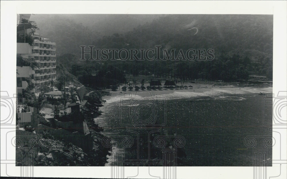 Press Photo NONE Mismaloya Beach Mexico Night of Iguana - Historic Images