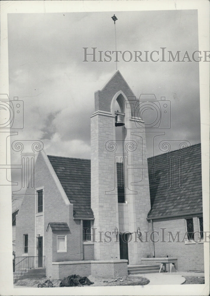 1945 A newly complete $130,000 church in  Goodland ,Ks - Historic Images