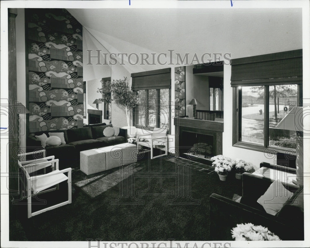 1975 Interiror Room Of Summerlakes Development In Warmville IL - Historic Images