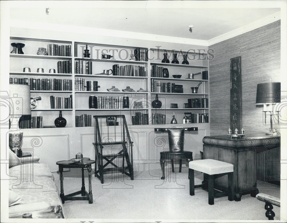 1964 Library area of modern Trend House - Historic Images