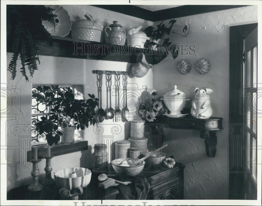 1978 Kitchen utensils for decoration. - Historic Images