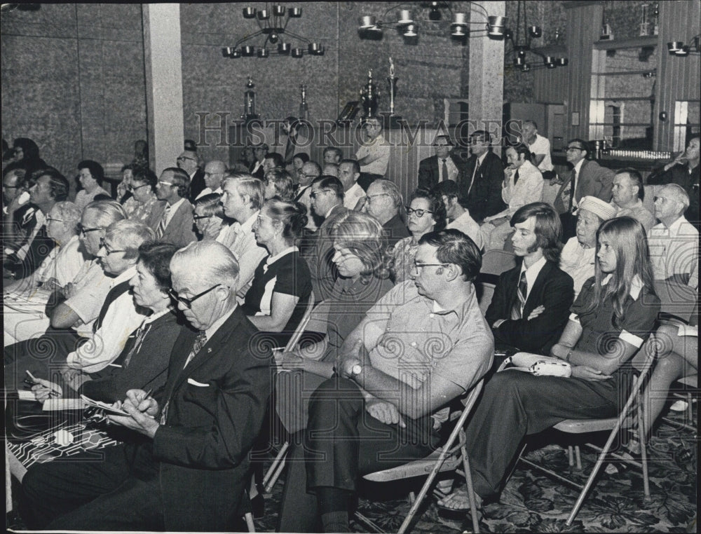 1973 Press Photo REgional Transportation authority meeting CSA Hall Illinois - Historic Images