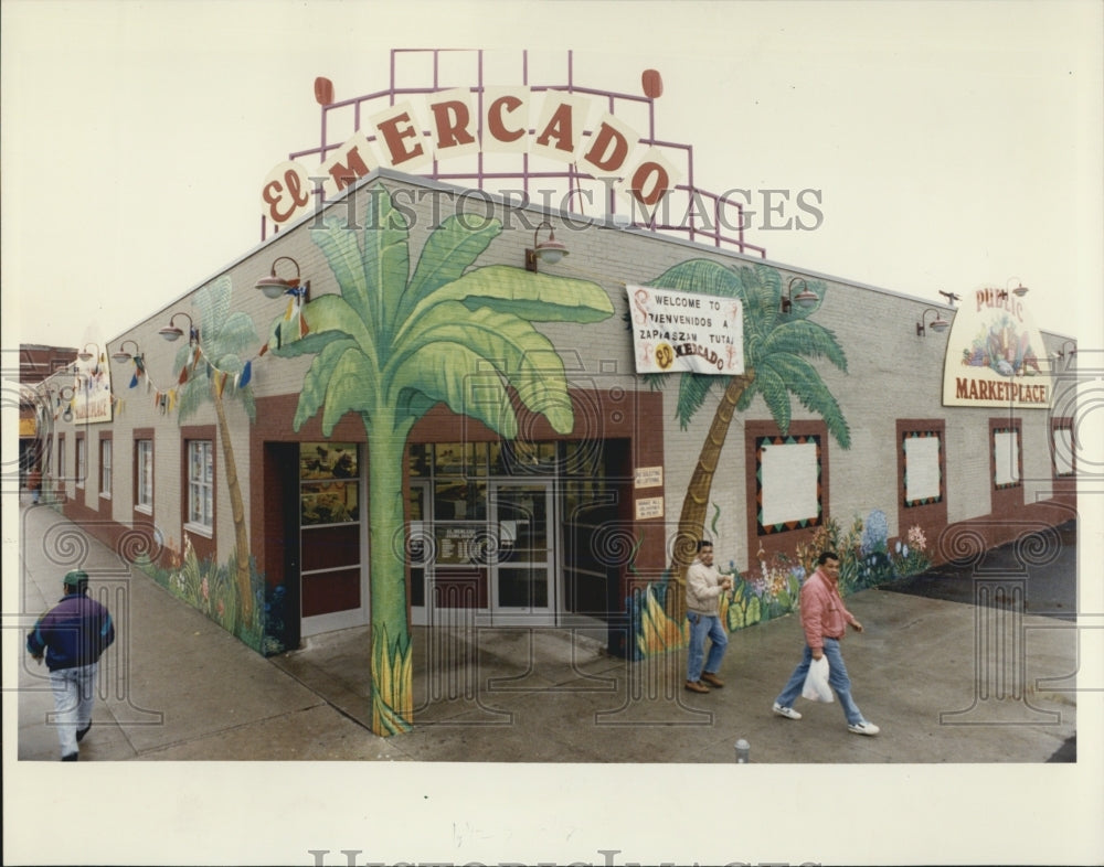 1993 Press Photo El Mercado Public Marketplace North Avenue. - Historic Images