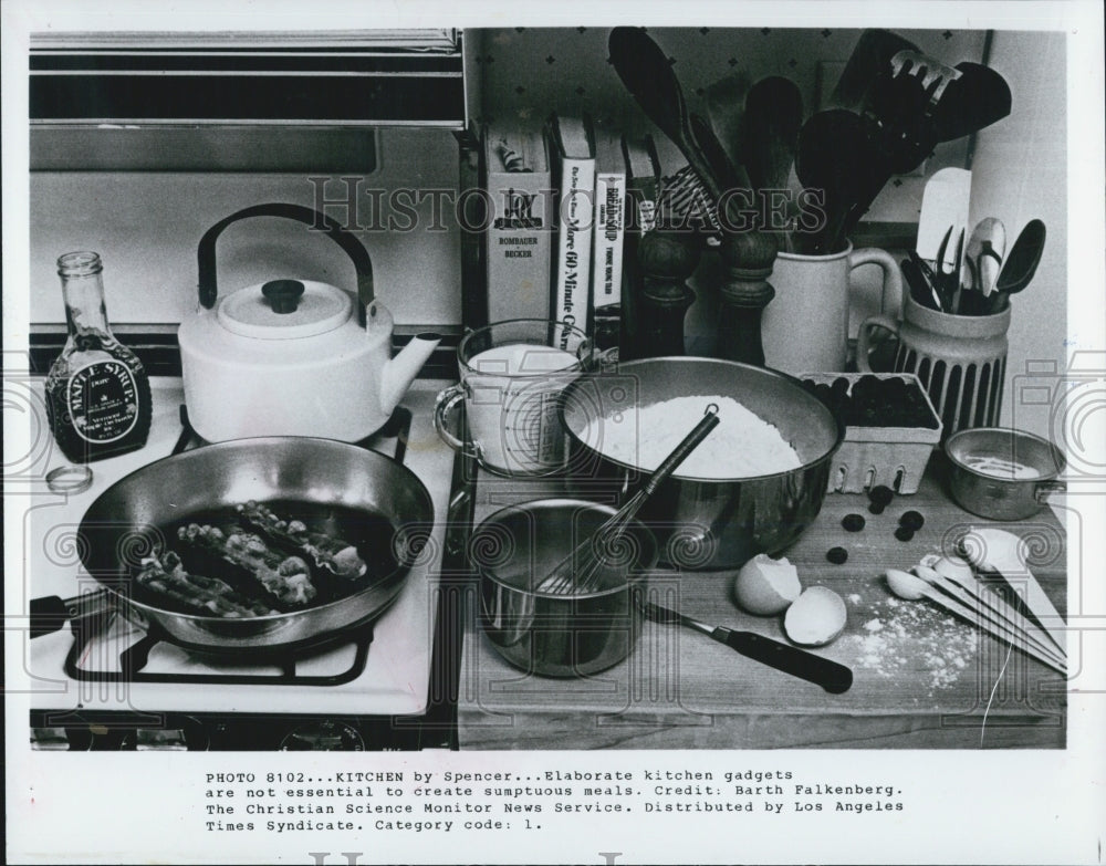 1983 Press Photo Kitchen gadgets. - Historic Images