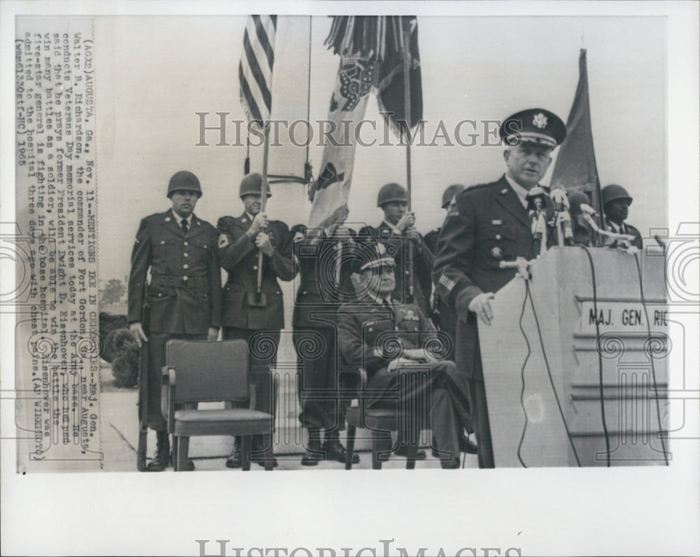 1965 Press Photo Maj. General Walter B. Richardson Makes Speech for Eisenhower - Historic Images