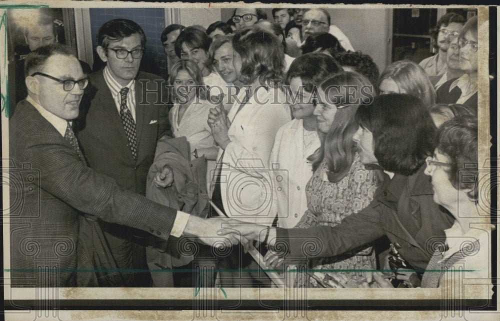 1973 Press Photo John T. Downey Former CIA Agent At New Britain Hospital - Historic Images