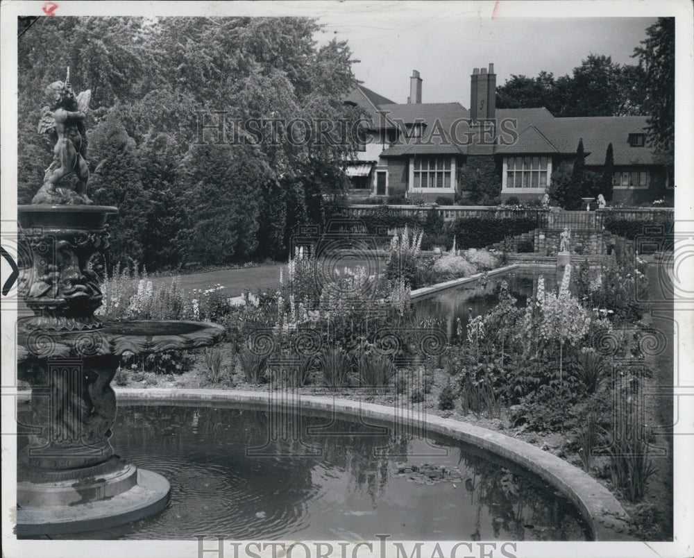 1941 Publisher George G. Booth House And Garden Exterior - Historic Images