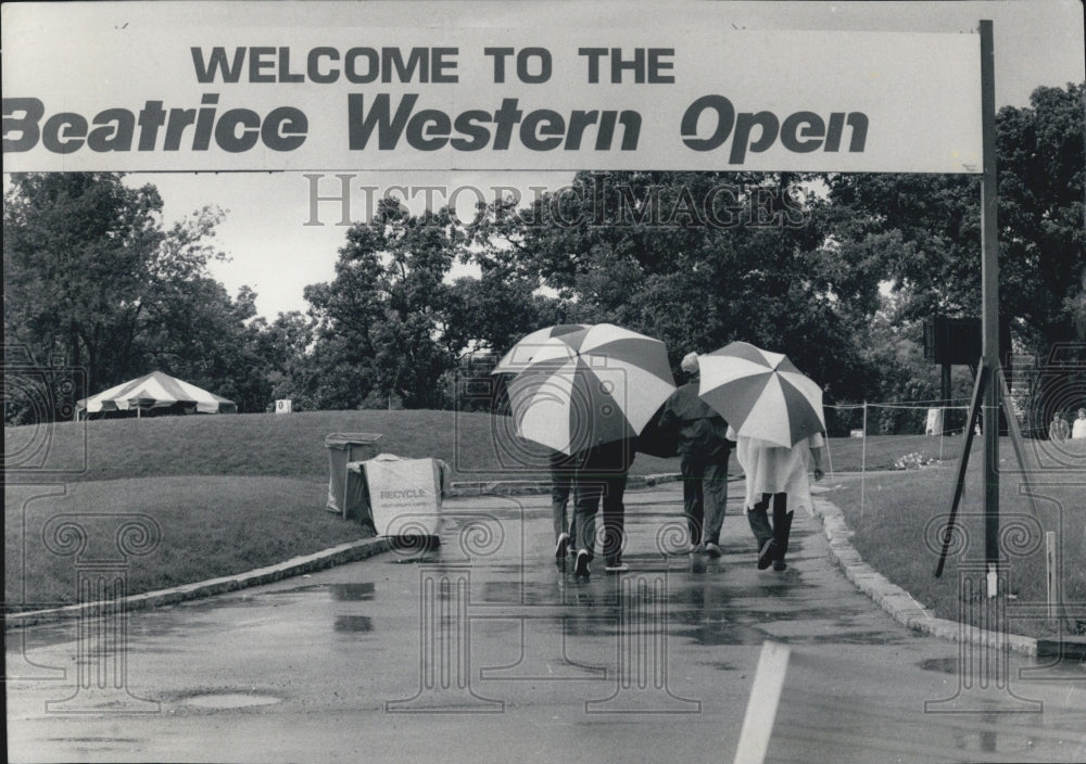 Press Photo First Day Of the Western Open Golf Tournament - Historic Images