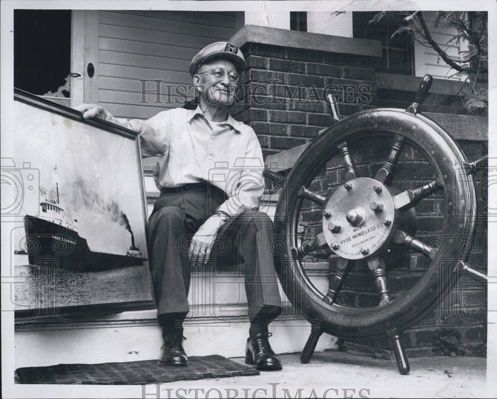 1958 Press Photo Retired Captain Milllard Stewart - Historic Images