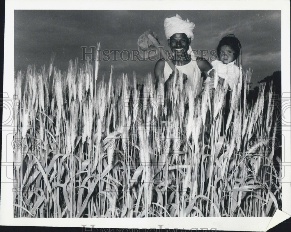 1971 Press Photo Indian Farmers - Historic Images