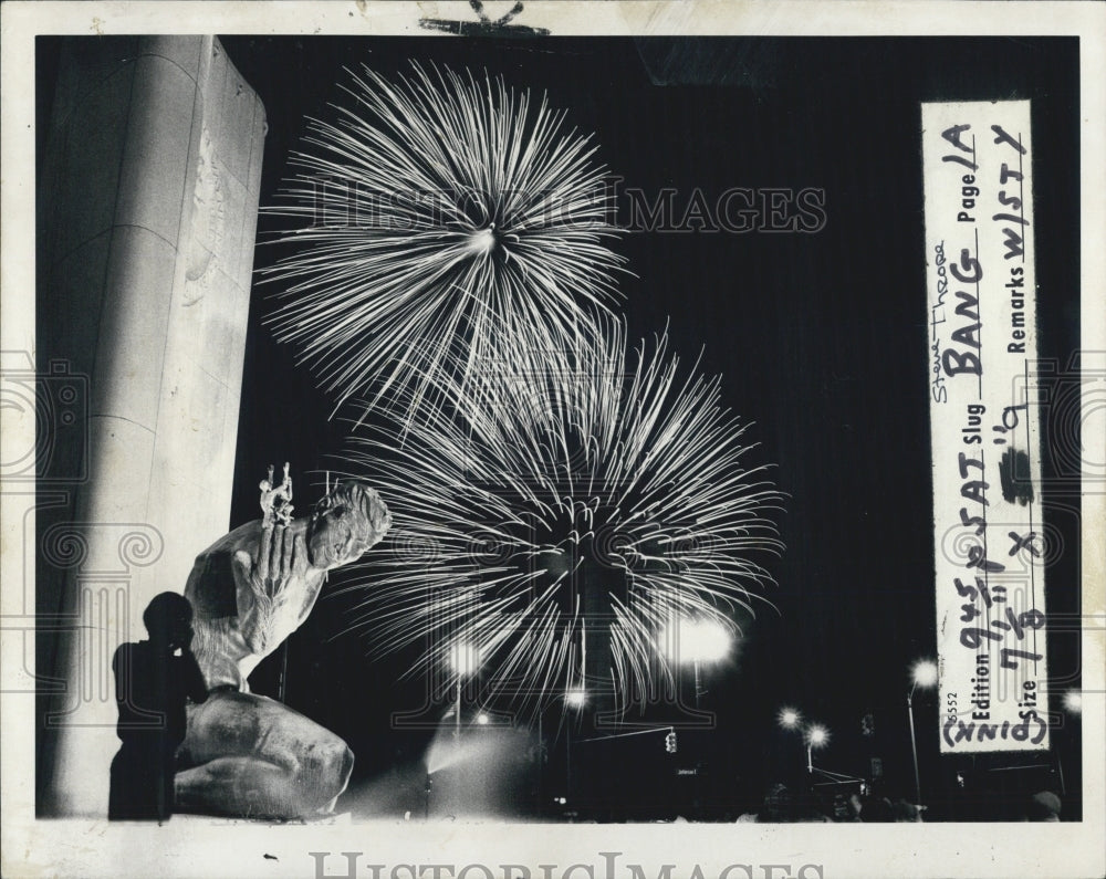 1977 Fireworks Detroit City County Buildings. - Historic Images