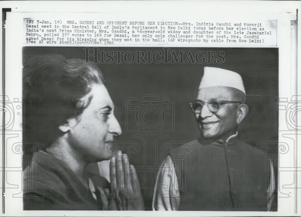 1966 Mrs. Indiria Gandhi Morarji Desai meet in the Central Hall - Historic Images