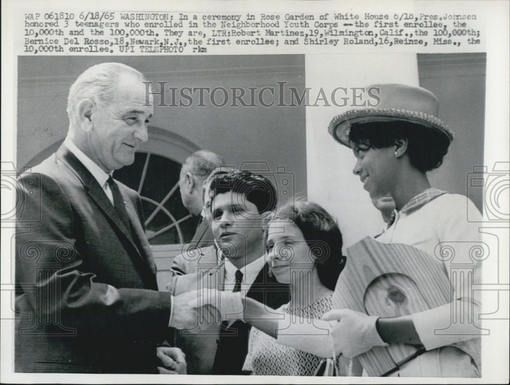 1965 President Johnson honors 3 teenagers - Historic Images