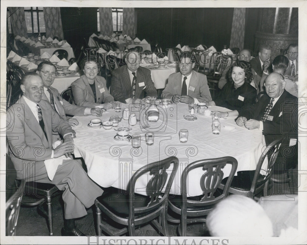 1950 Circulation Meeting Chicago Sun Times - Historic Images